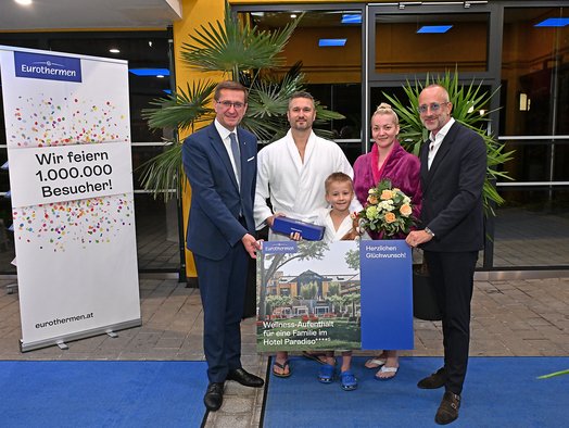 Gratulation an die millionsten Thermengäste 2025